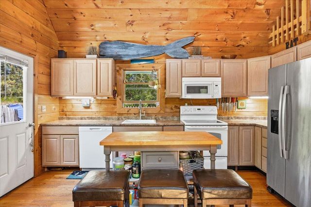 35 Tecumseh Road, Wellfleet, MA 02667