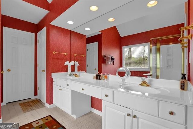 1826 Lone Oak Court, Lawrenceville, GA 30043