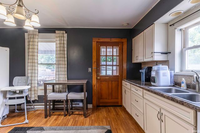 195 E Chestnut Street, Waterloo, IN 46793