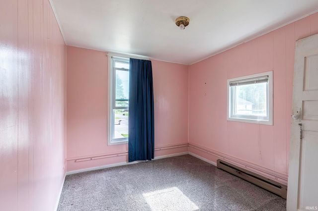 195 E Chestnut Street, Waterloo, IN 46793