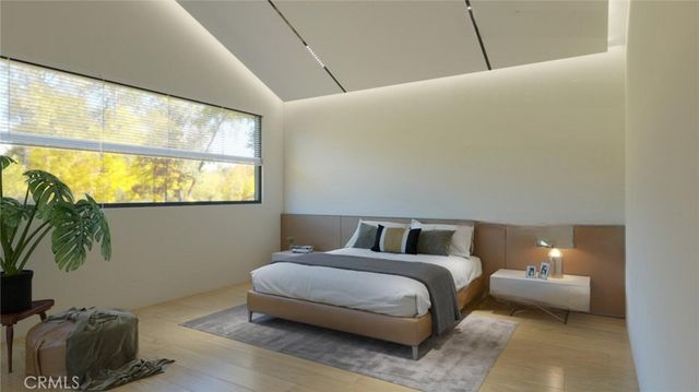 11452 Canton Drive, Studio City, CA 91604