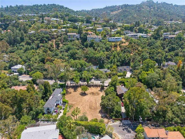 11452 Canton Drive, Studio City, CA 91604