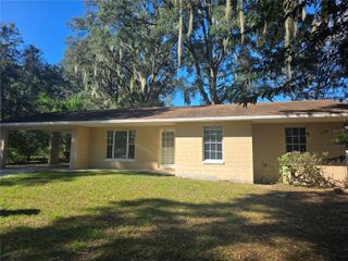 2213 NE 36TH PLACE, Ocala, FL 34479