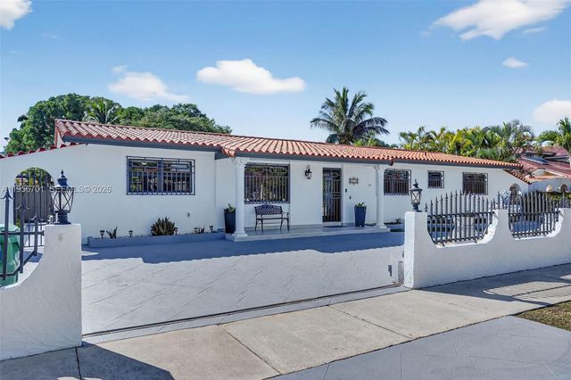 9410 SW 42nd St, Miami, FL 33165