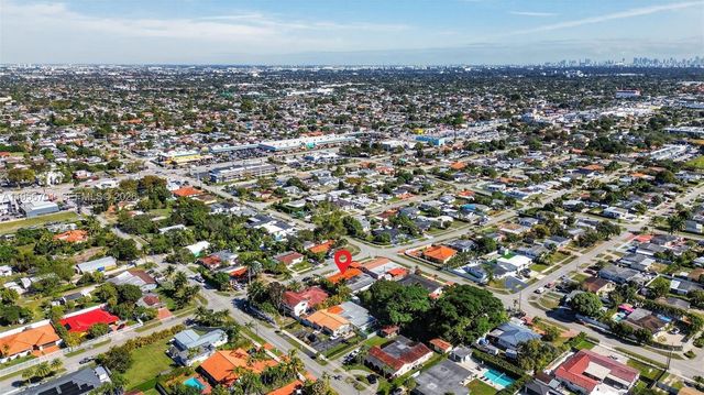 9410 SW 42nd St, Miami, FL 33165