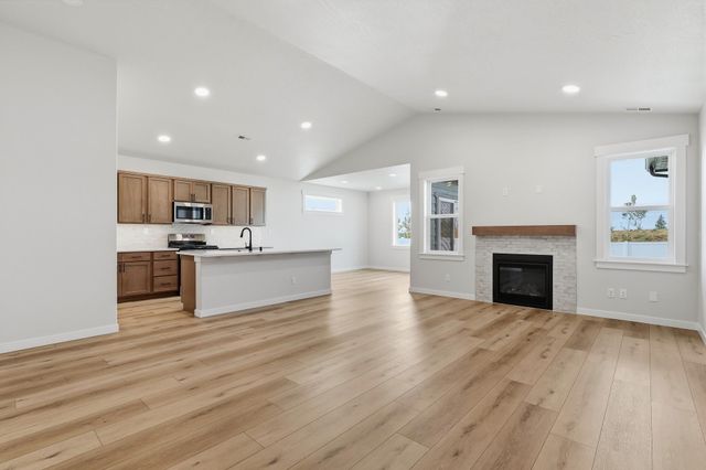 1542 W 68th Ave, Spokane, WA 99224