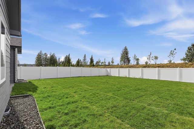 1542 W 68th Ave, Spokane, WA 99224