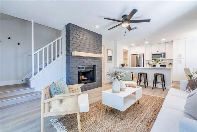 11301 JOLLYVILLE RD F2, Austin, TX 78759