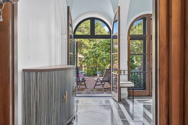 260 Beacon 4, Boston, MA 02116