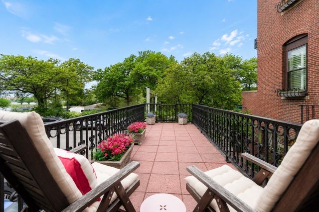260 Beacon 4, Boston, MA 02116