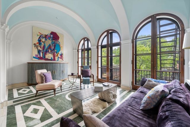 260 Beacon 4, Boston, MA 02116
