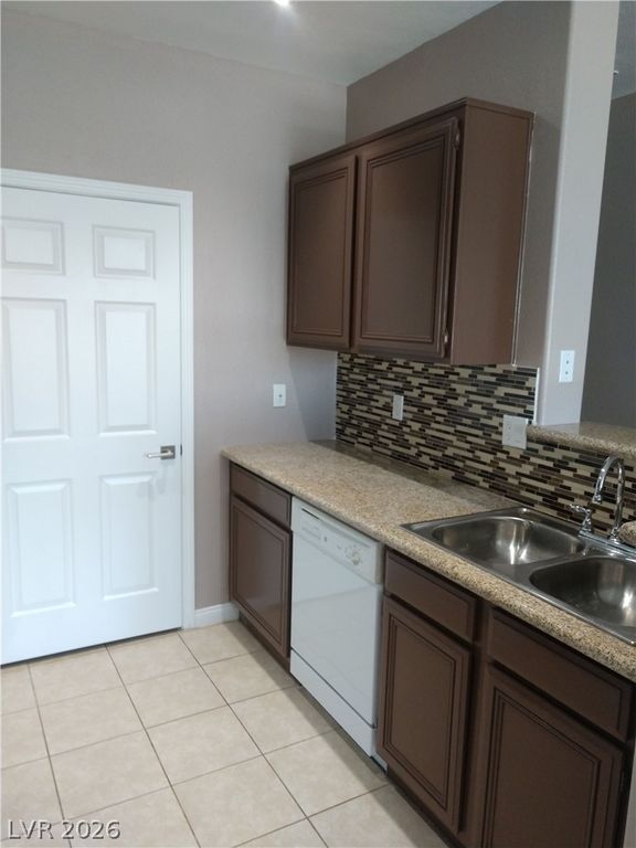 7115 South Durango Drive 210, Las Vegas, NV 89113