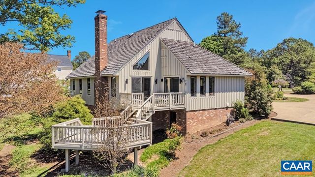 304 CLUB RD, Louisa, VA 23093