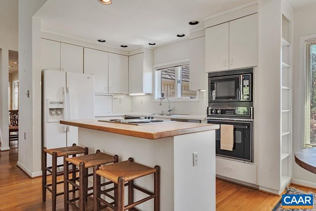 304 CLUB RD, Louisa, VA 23093