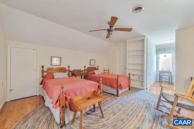 304 CLUB RD, Louisa, VA 23093
