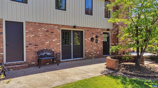 304 CLUB RD, Louisa, VA 23093