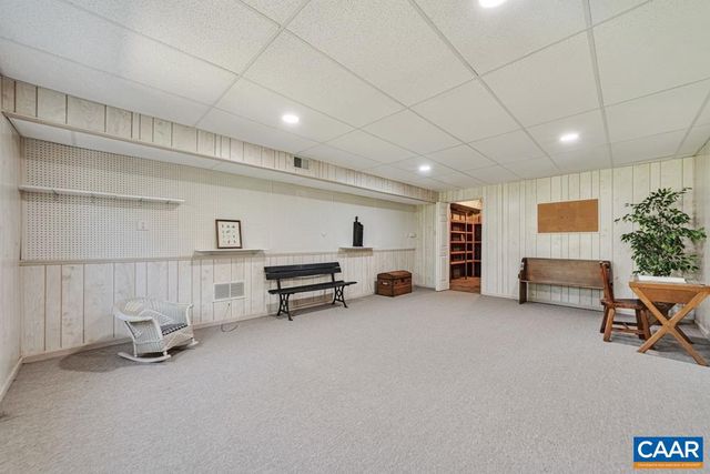 304 CLUB RD, Louisa, VA 23093