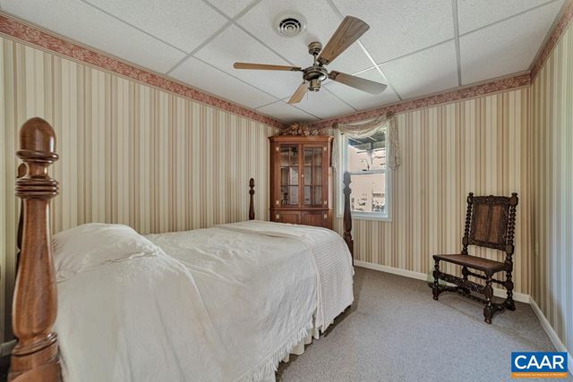304 CLUB RD, Louisa, VA 23093