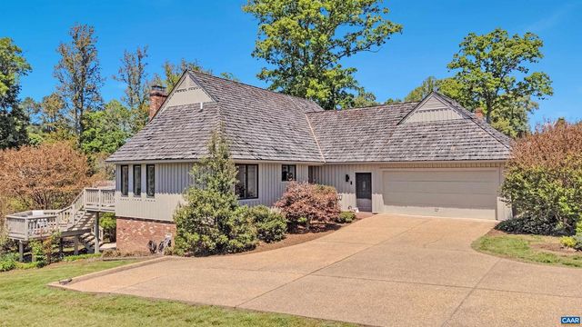 304 CLUB RD, Louisa, VA 23093