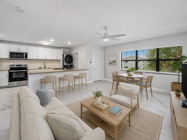 240 SW 7th Street 11, Boca Raton, FL 33432