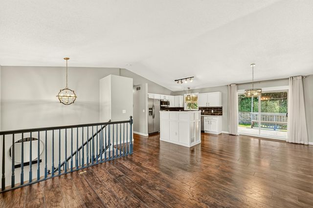 1034 14th Avenue SW, Rochester, MN 55902