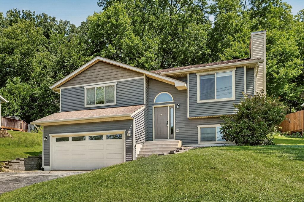 1034 14th Avenue SW, Rochester, MN 55902