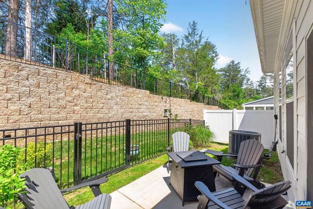 521 CRIMSON ST, Crozet, VA 22932