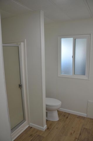 2400 W Midvalley Avenue S8, Visalia, CA 93277