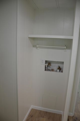 2400 W Midvalley Avenue S8, Visalia, CA 93277