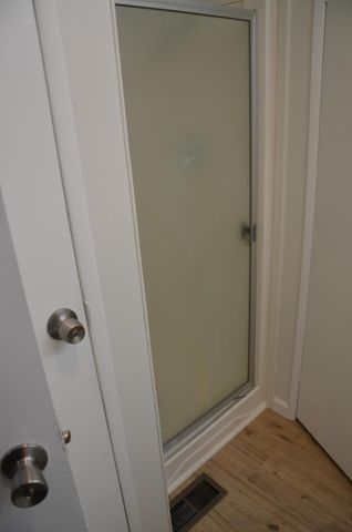 2400 W Midvalley Avenue S8, Visalia, CA 93277