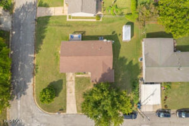 246 Hillcrest Drive, Neosho, MO 64850