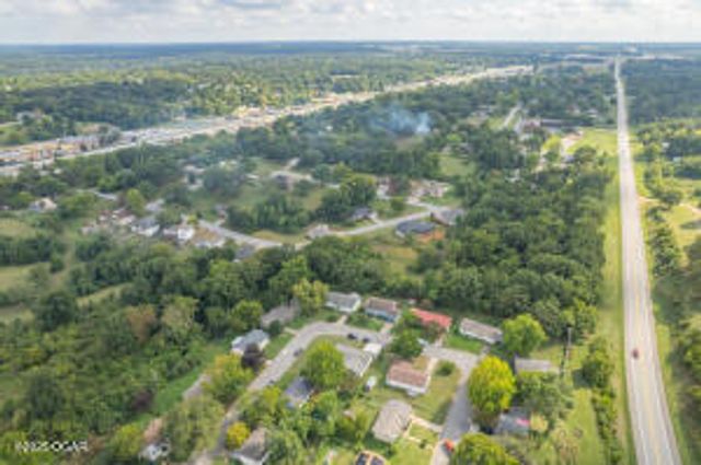 246 Hillcrest Drive, Neosho, MO 64850