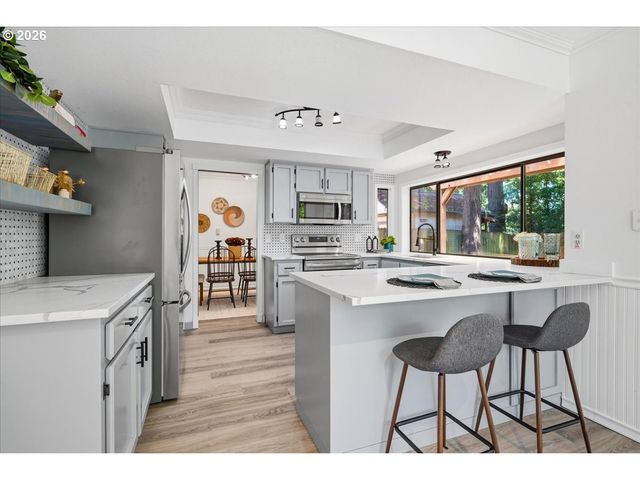 1431 Nw 19TH St, Gresham, OR 97030