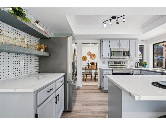 1431 Nw 19TH St, Gresham, OR 97030