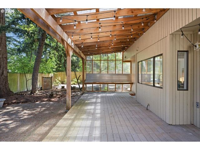 1431 Nw 19TH St, Gresham, OR 97030