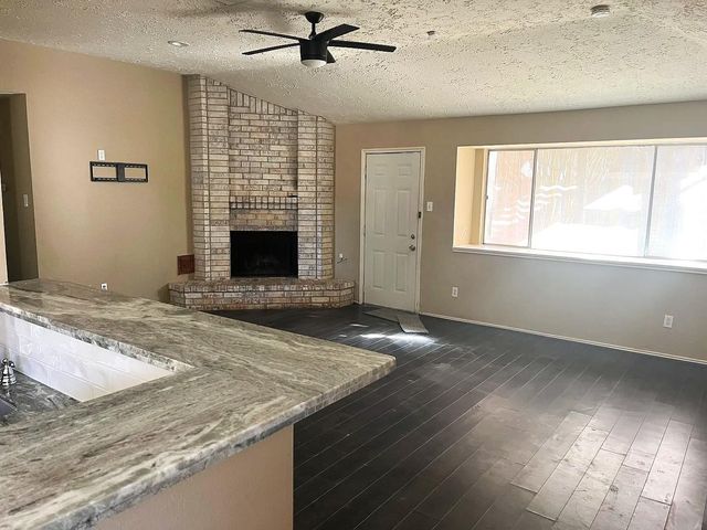 1735 Jo Ann Lane, Sugar Land, TX 77498