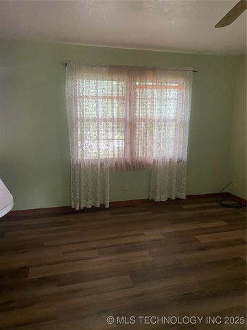 346 W 8th Street, Atoka, OK 74525