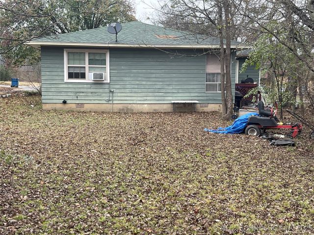 346 W 8th Street, Atoka, OK 74525