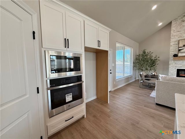 203 Lasso Loop, Lorena, TX 76655