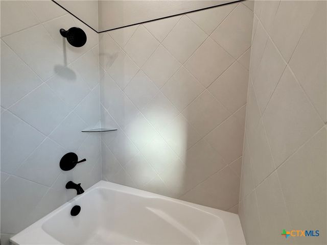 203 Lasso Loop, Lorena, TX 76655