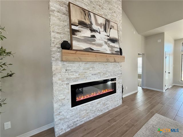 203 Lasso Loop, Lorena, TX 76655