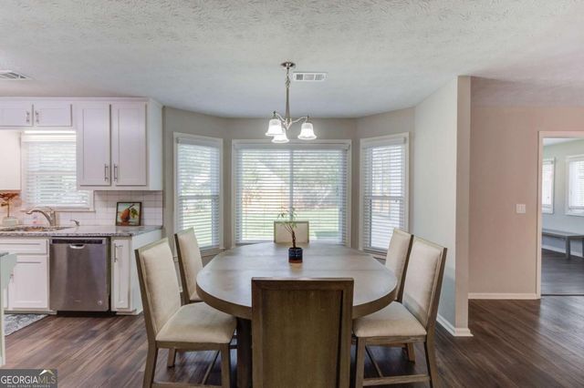 1995 Watercrest Circle, Lawrenceville, GA 30043