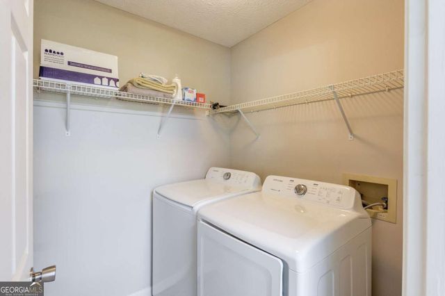 1995 Watercrest Circle, Lawrenceville, GA 30043