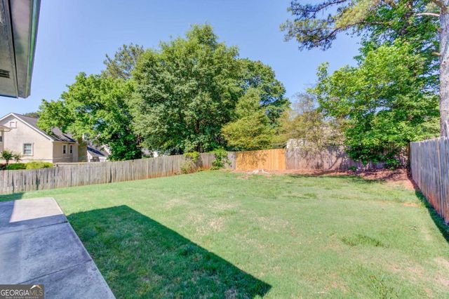 1995 Watercrest Circle, Lawrenceville, GA 30043