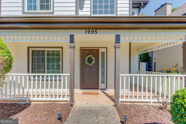 1995 Watercrest Circle, Lawrenceville, GA 30043