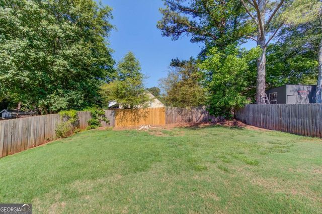 1995 Watercrest Circle, Lawrenceville, GA 30043
