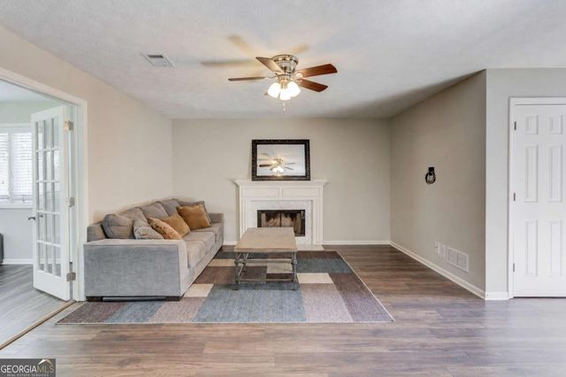 1995 Watercrest Circle, Lawrenceville, GA 30043