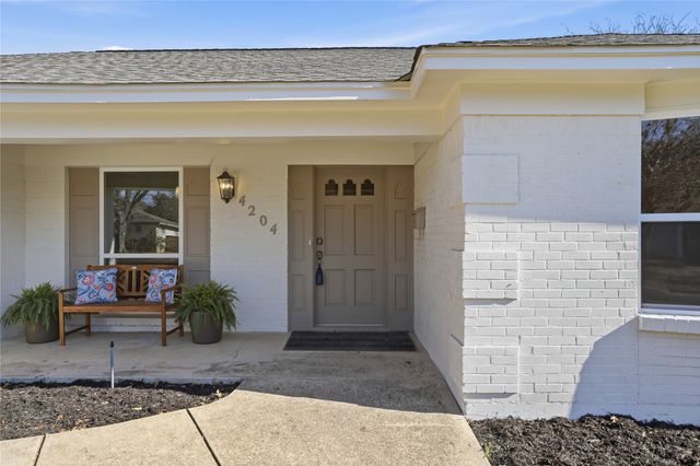 4204 Galway Avenue, Fort Worth, TX 76109