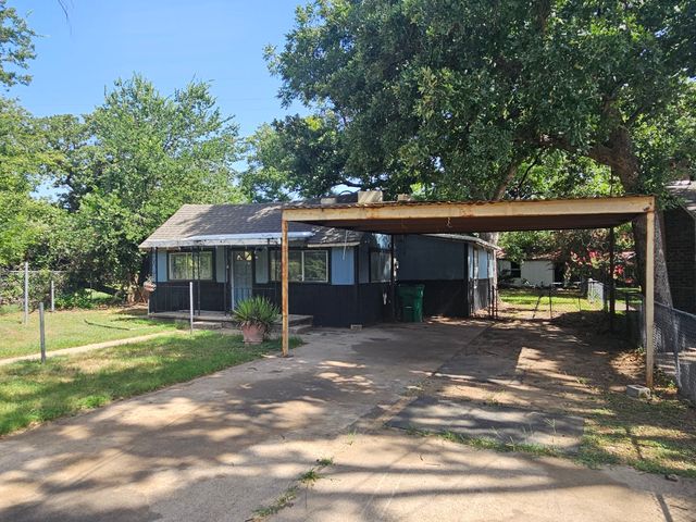 4021 Hollis Street, Haltom City, TX 76111