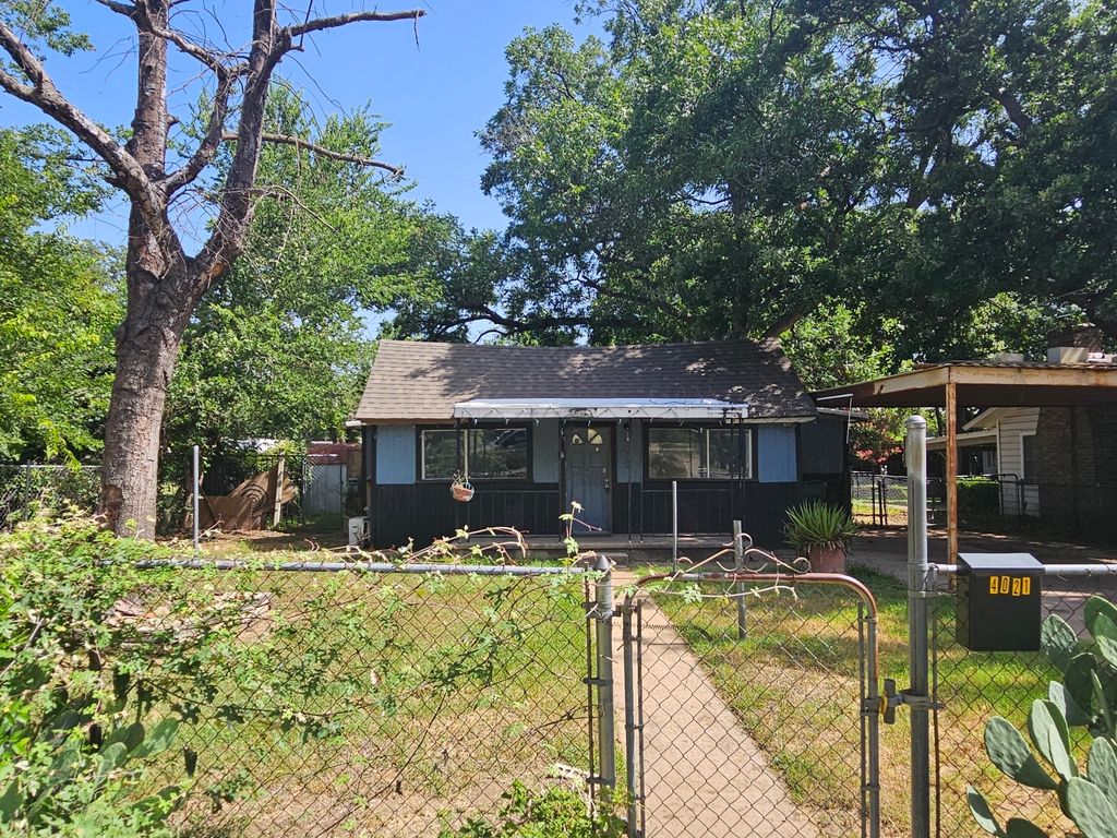 4021 Hollis Street, Haltom City, TX 76111